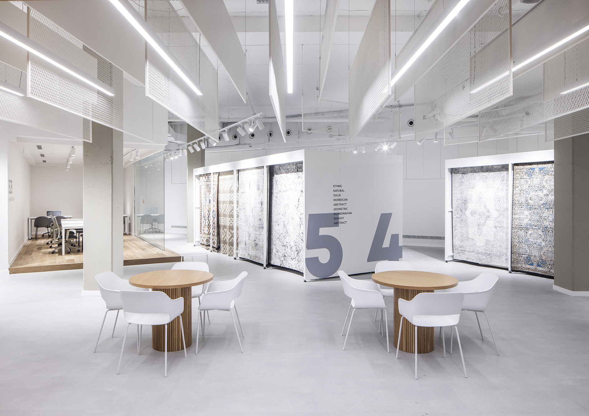 科技与工艺融合的惊艳地毯展示空间丨ON Studio-13