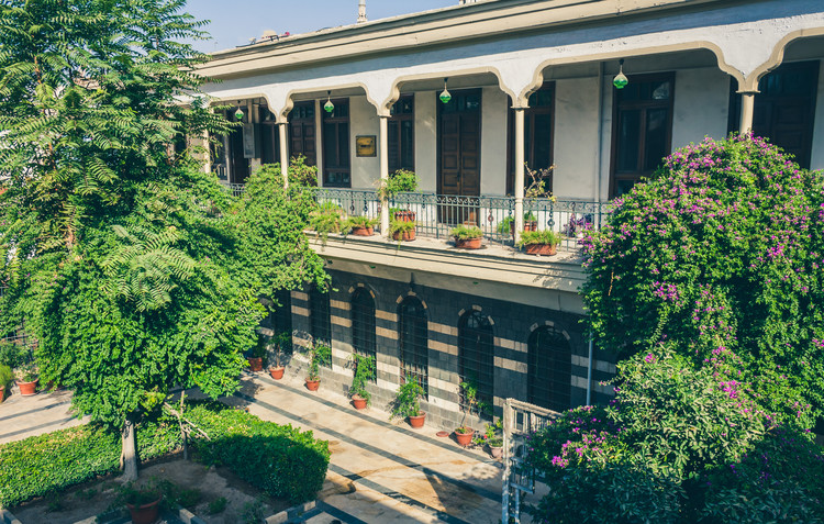 叙利亚传统庭院住宅 | 融合历史与自然的宁静空间-18