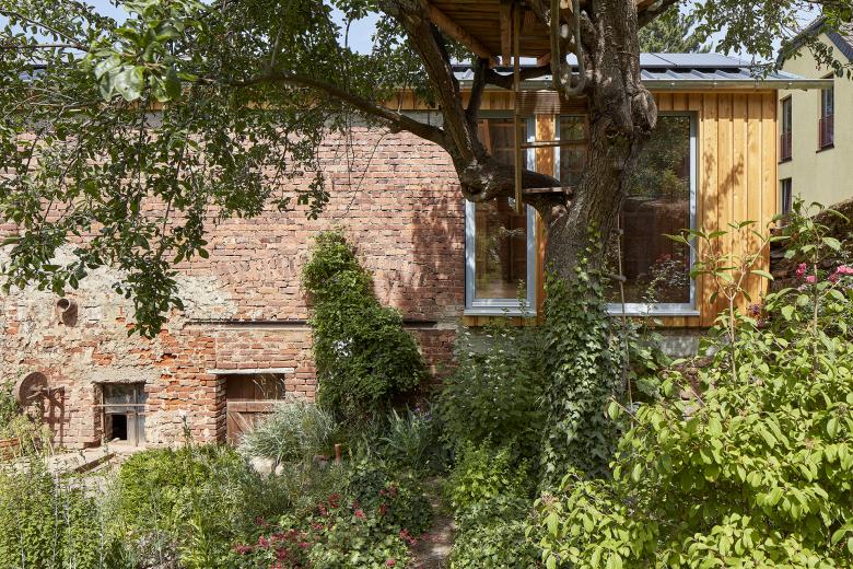 露西亚和塞缪尔的谷仓丨德国特里尔丨Sieveke Weber Architekten BDA-3