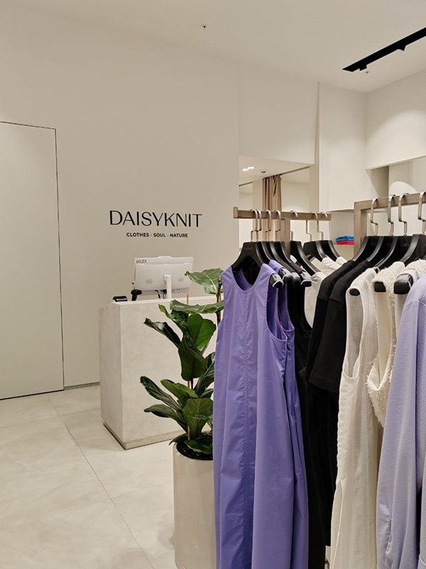 DAISYKNIT 女装店室内设计丨俄罗斯莫斯科-7