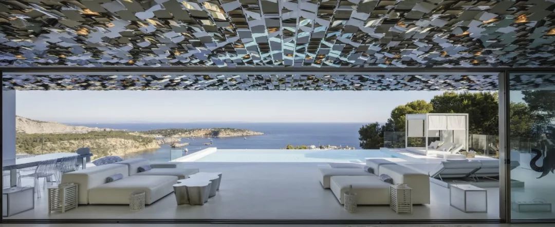 地中海风情的 Villa Mediterraneo | 几何结构与自然景观的完美融合-18