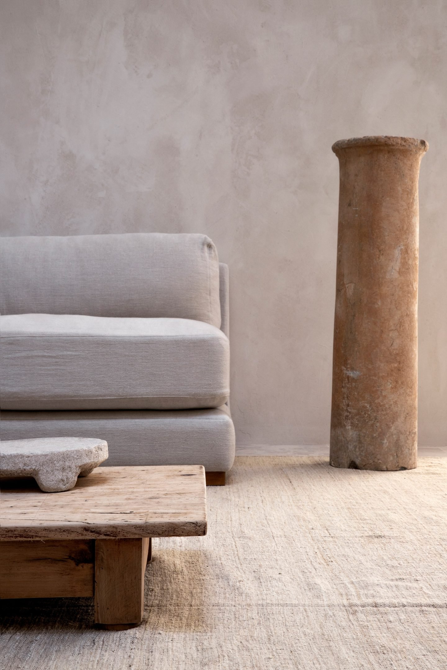 Monochromatism, Light, And Space: A Tour Inside The Visionary World Of OOAA Arquitectura - IGNANT-12