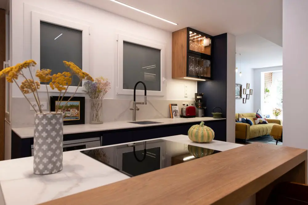 旋转电视打造活力空间 | 54m2 公寓的巧妙设计-10