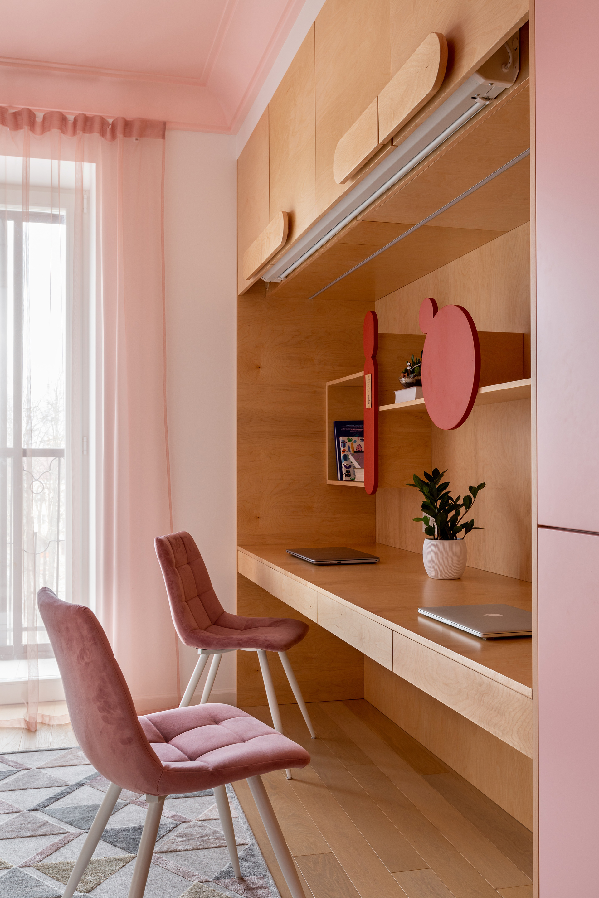 明亮的室内环境丨白俄罗斯明斯克丨Roman Mohammad,Alexey Korablev-50