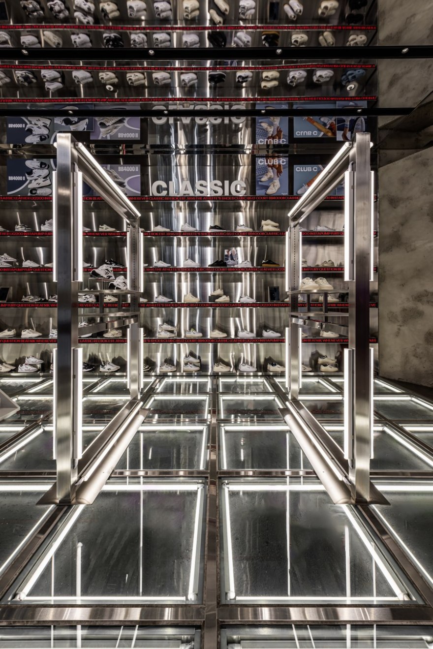 超级英雄重新登陆|REEBOK 旗舰店丨韩国首尔丨Soo Jeong Lim,Solzy Maeng-9