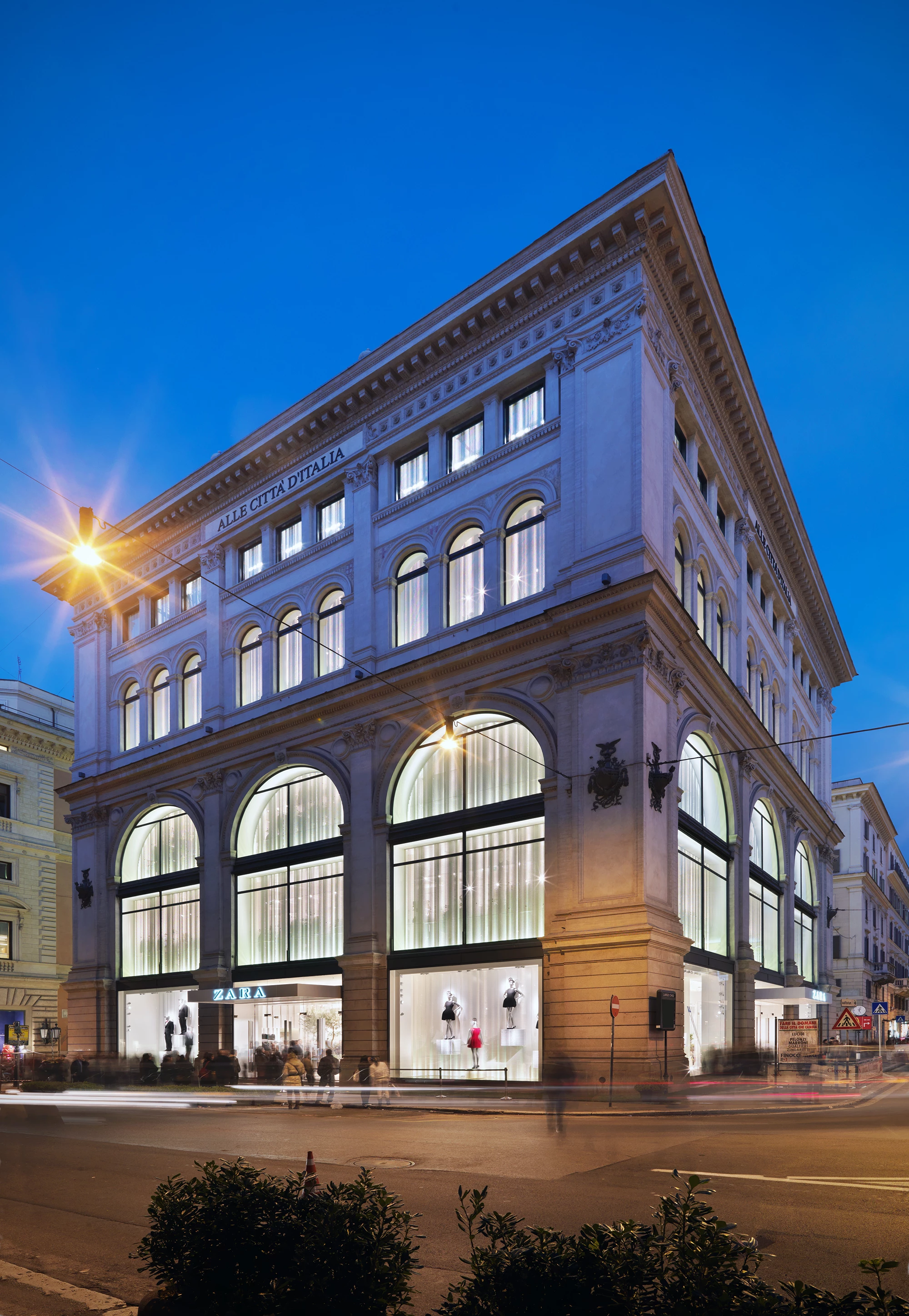 意大利罗马 Zara 旗舰店-11