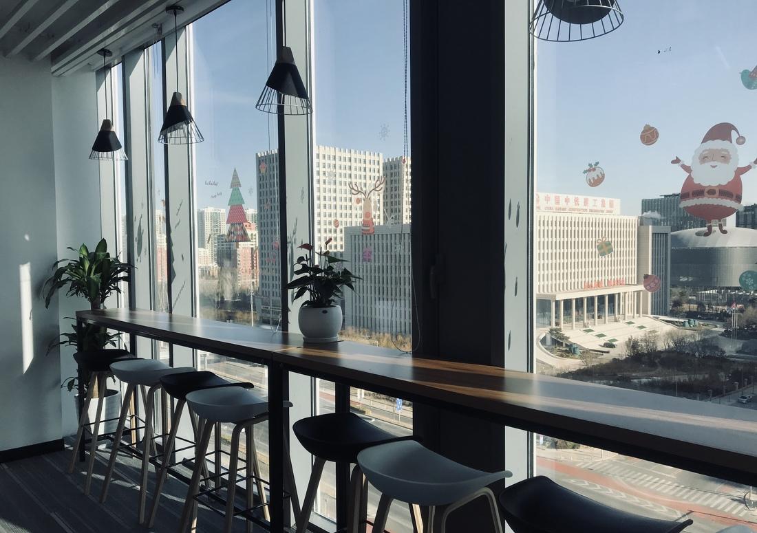 汉威国际工装创客空间——现代创意办公空间设计-48