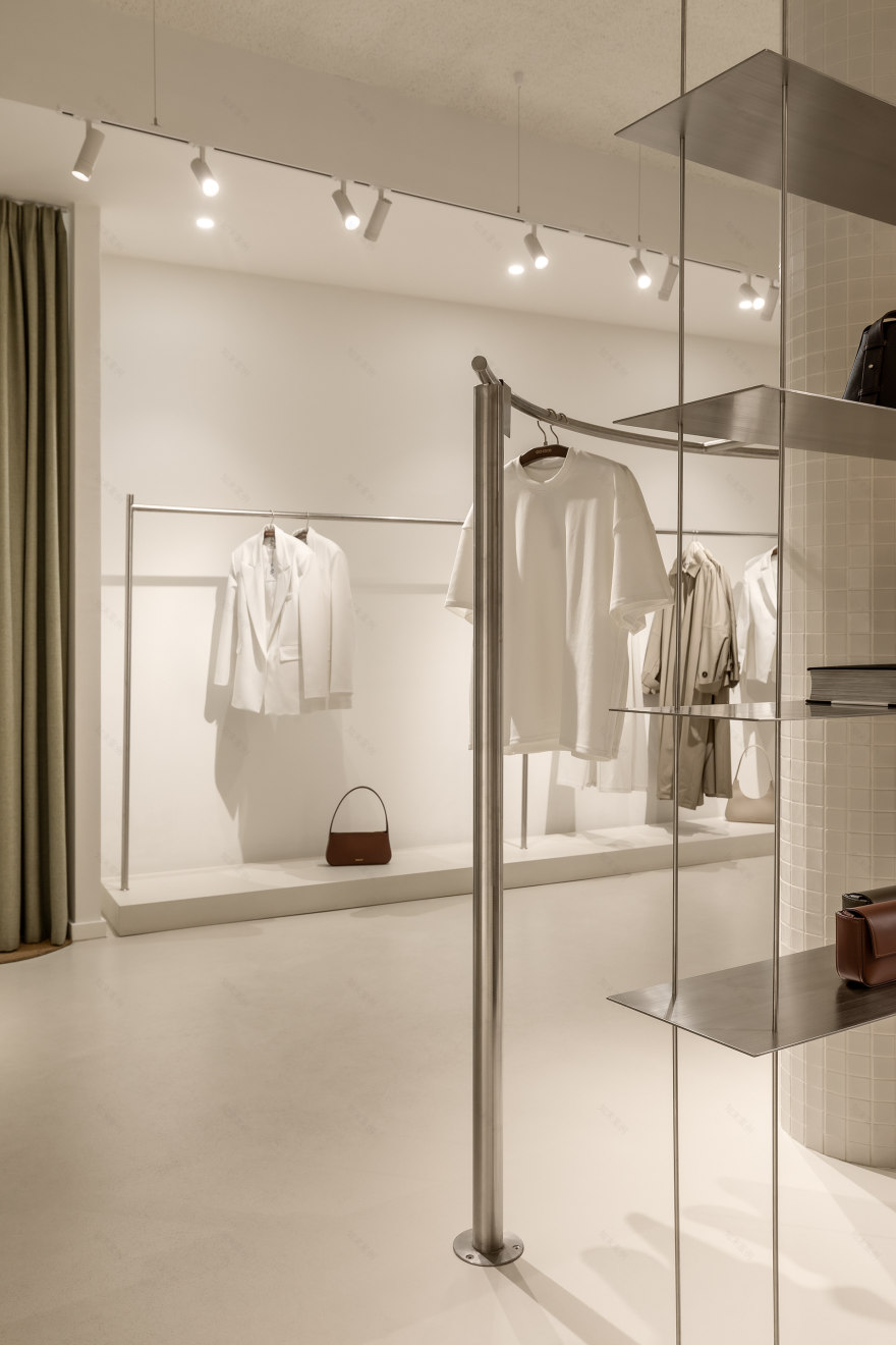 CICI COCO 展厅及咖啡馆丨乌克兰利沃夫-45