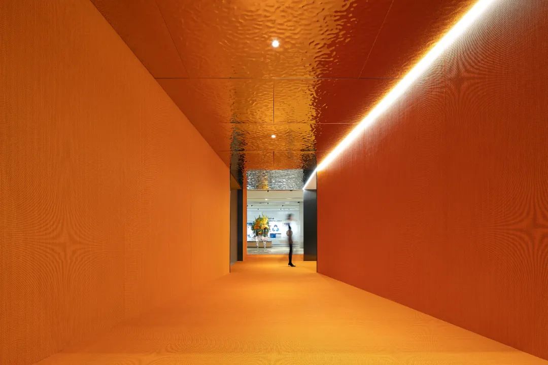 招商·网谷销售中心 | 极简艺术融合办公居住的灵感空间-14