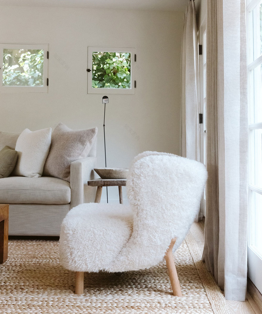 加州设计师之家 | 自然材料打造的宁静空间-6