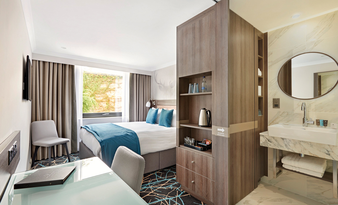 
						jQuery(document).ready(function() {
							jQuery("a[rel^='prettyPhoto']").prettyPhoto({
								social_tools : false,
								show_title : false
							});
						});
					-6