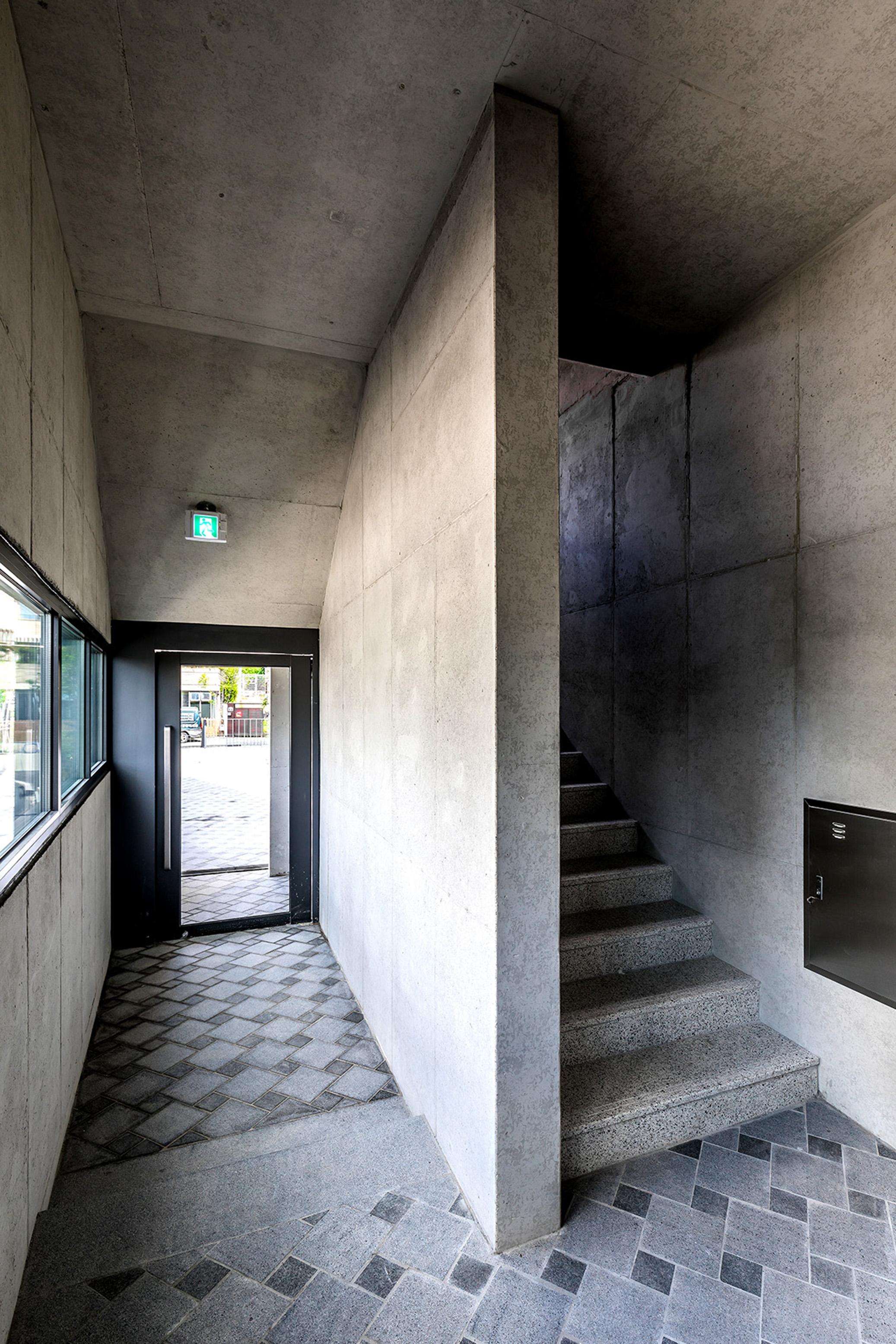 首尔市中心“半公共”小巷办公空间-33