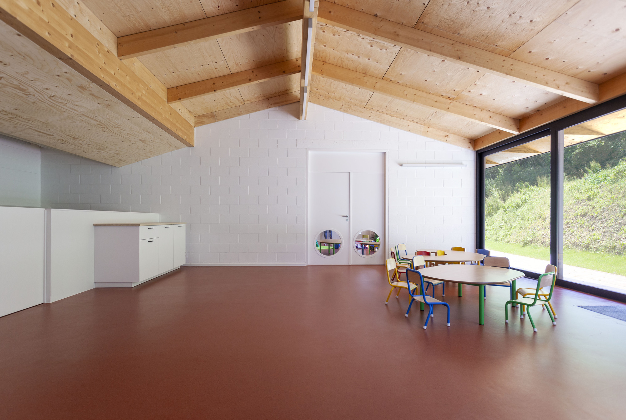 Crèche The Squirrels Kindergarten / Goffart-Polomé Architectes-20