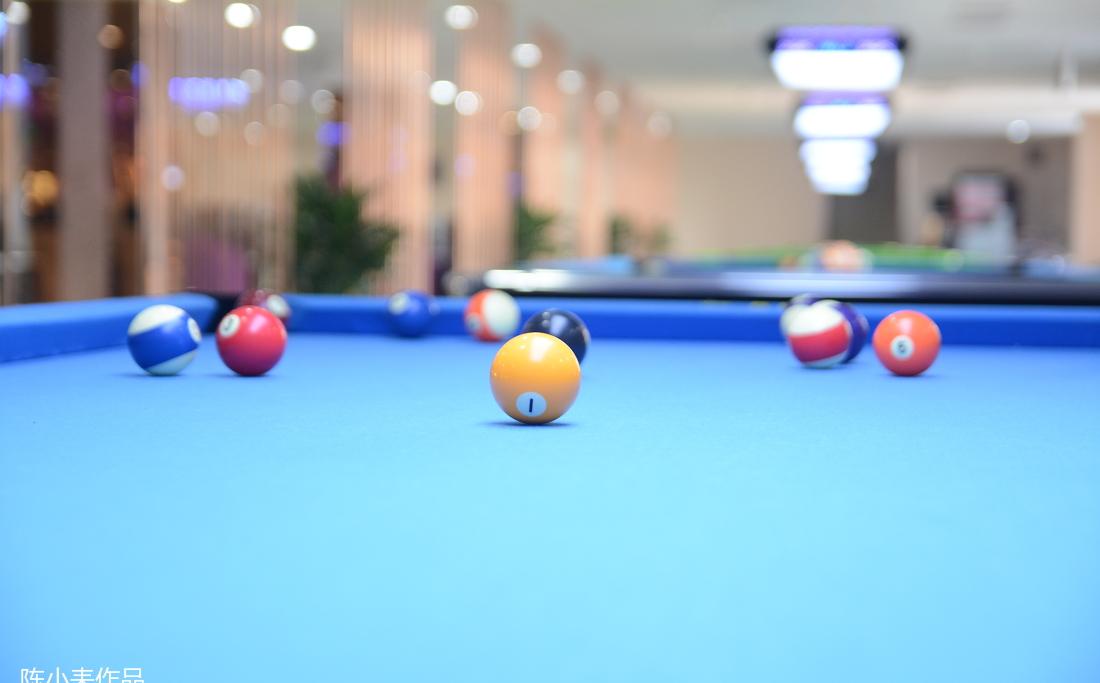 
网吧台球会所 -36