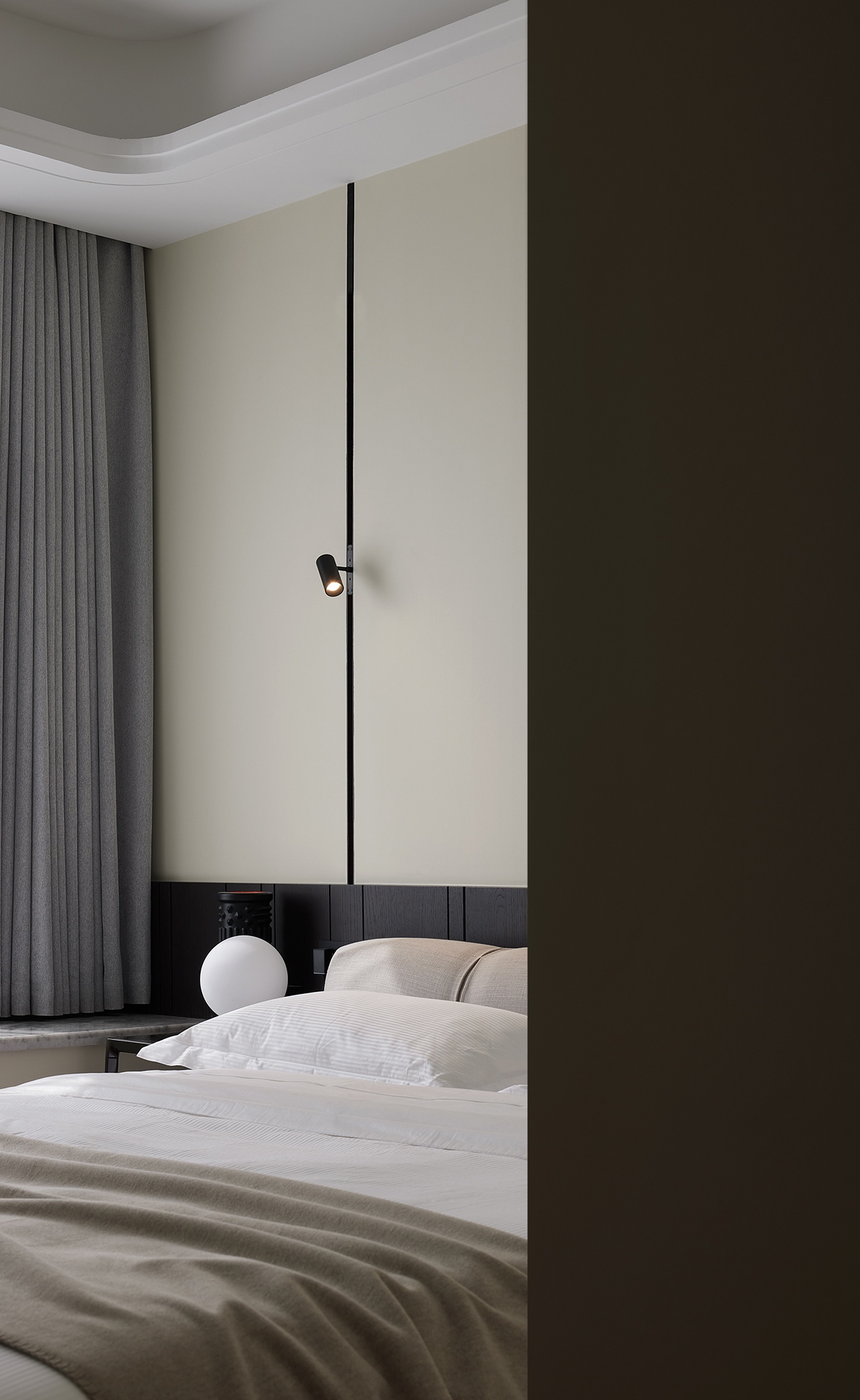 在彩色里朝圣黑白丨中国济南丨东荷逸品空间设计-45