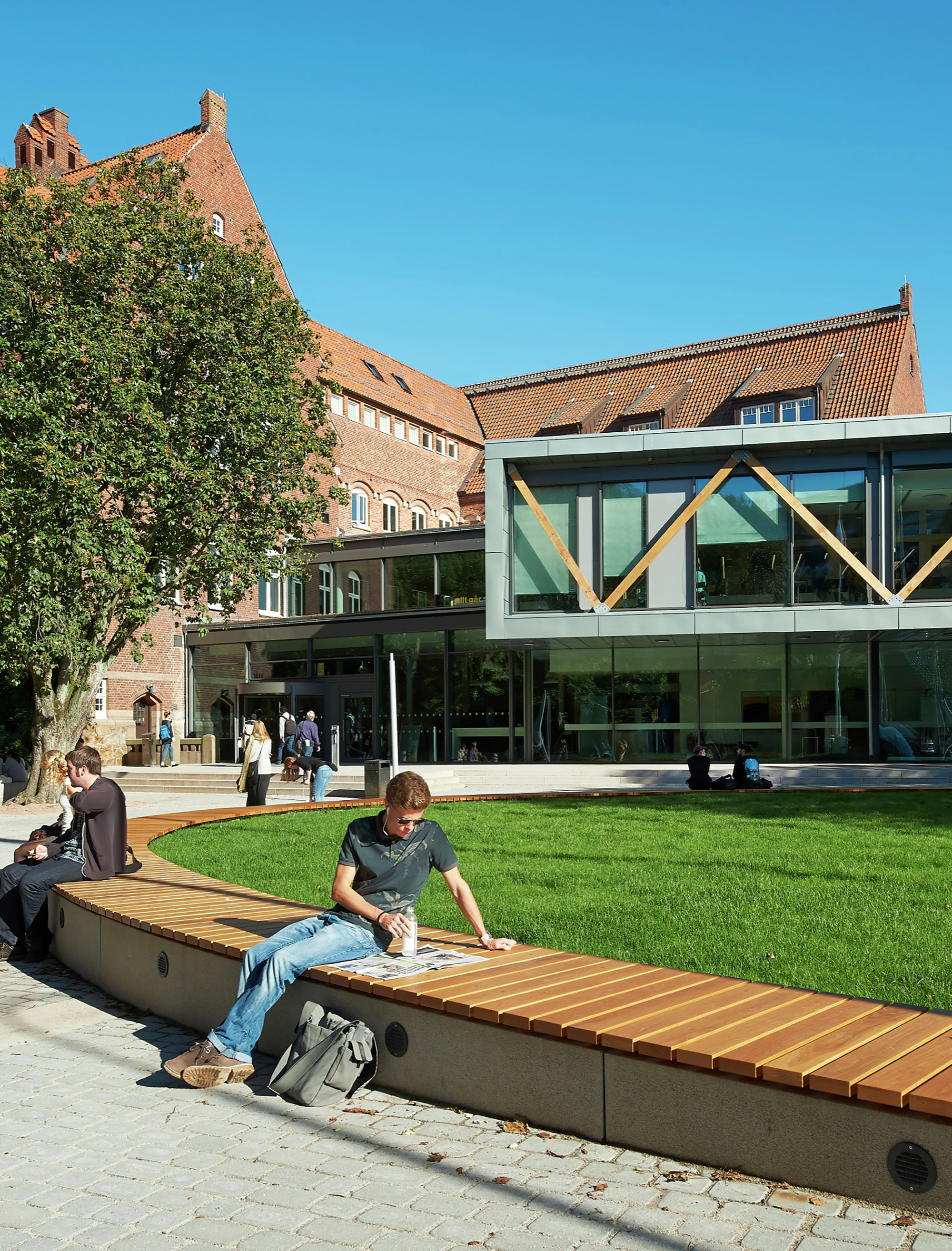 瑞典隆德大学图书馆设计-18