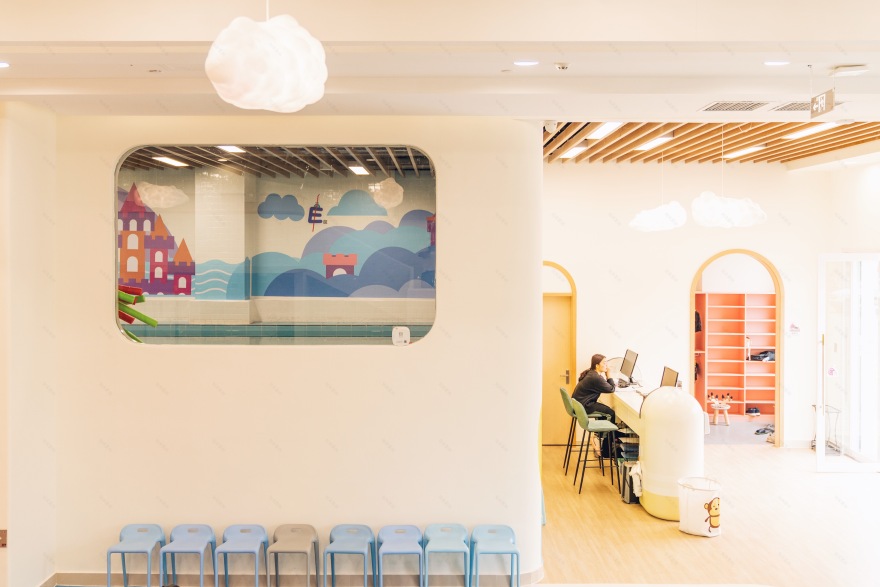 吐泡泡亲子游泳俱乐部广州白云店设计案例丨中国广州丨意匠工作室-15