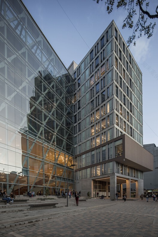 哥伦比亚波哥大中央大学垂直校园设计丨Taller Architects-39