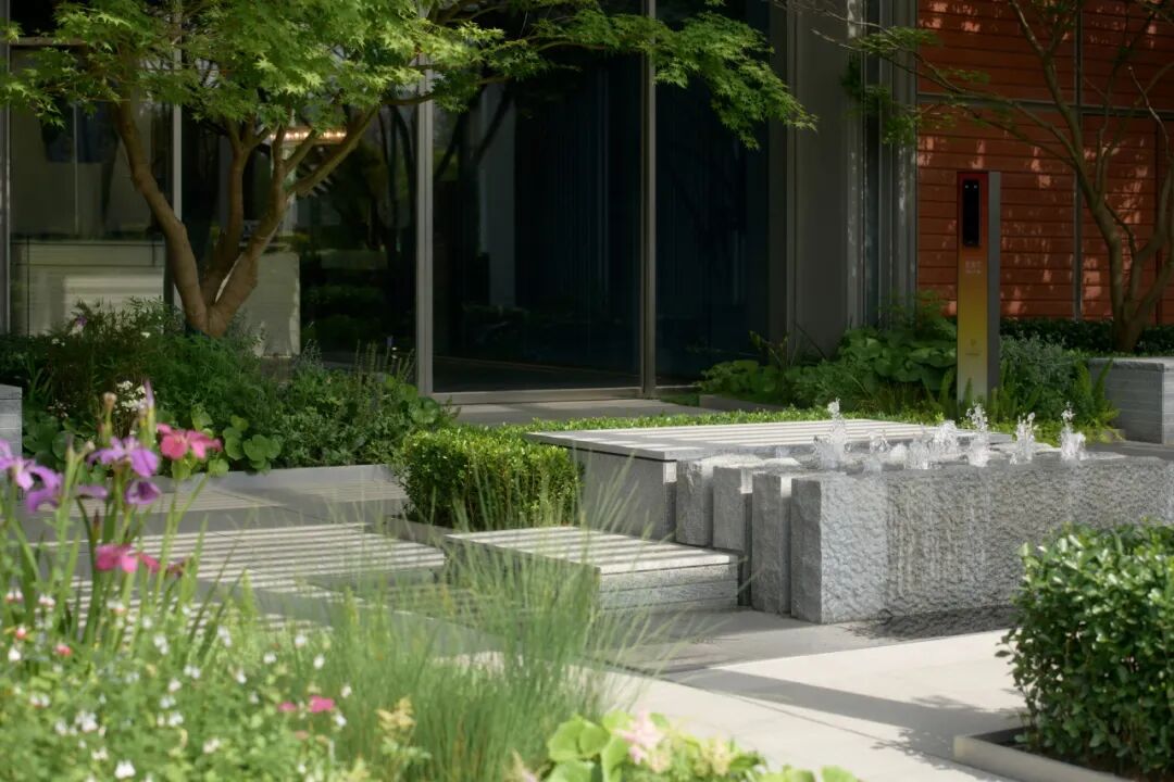 上海金地·虹桥峯汇丨中国上海丨景观设计为上海朗道景观规划设计有限公司等-7