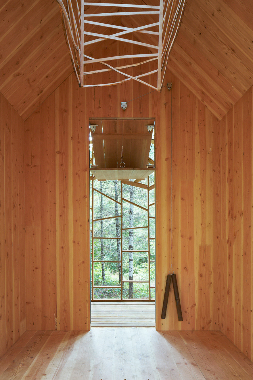 Architecture students use cross-laminated timber to build tiny classroom-6