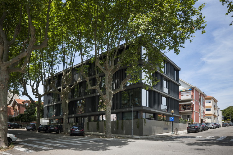 葡萄牙波尔图海岸公寓建筑-2