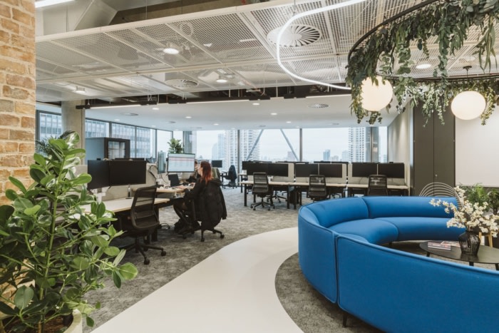 空间与解决方案的尼斯办公室-15