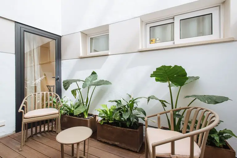 自然色彩的西班牙小复式 | 安静与品质的完美结合-16