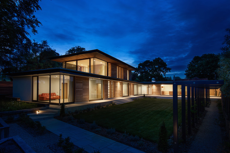 南沃恩伯勒庄园式现代住宅(Holm Place)-7