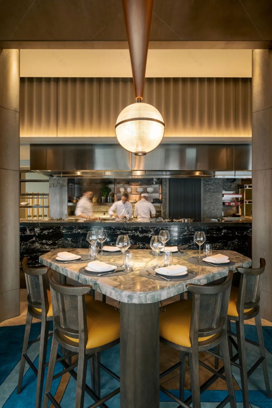 香港奕居酒店顶层餐厅 Salisterra丨中国香港丨Afso 设计公司-14