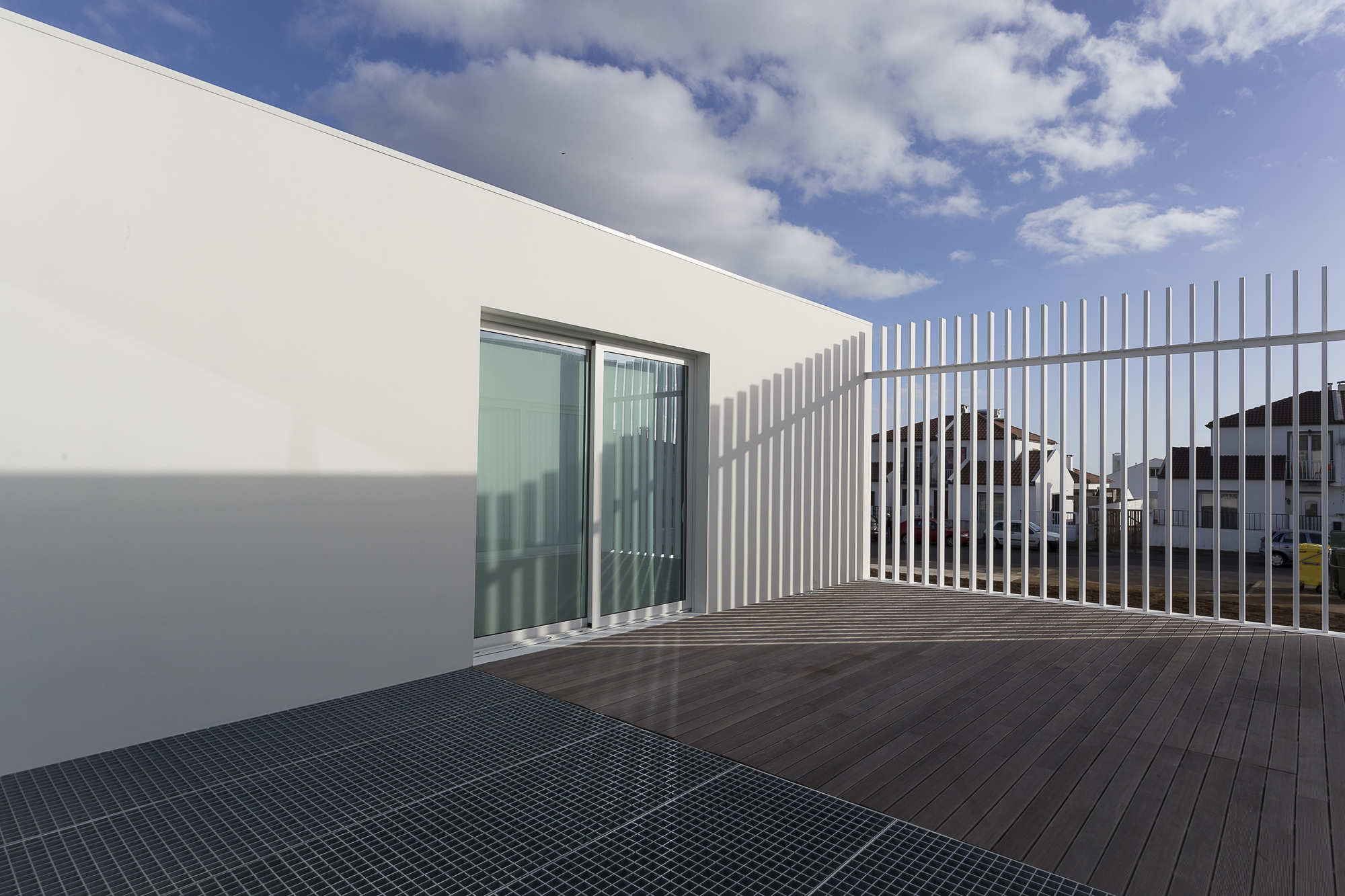 葡萄牙 Azores Islands 新住宅,无障碍设计让生活更美好-13