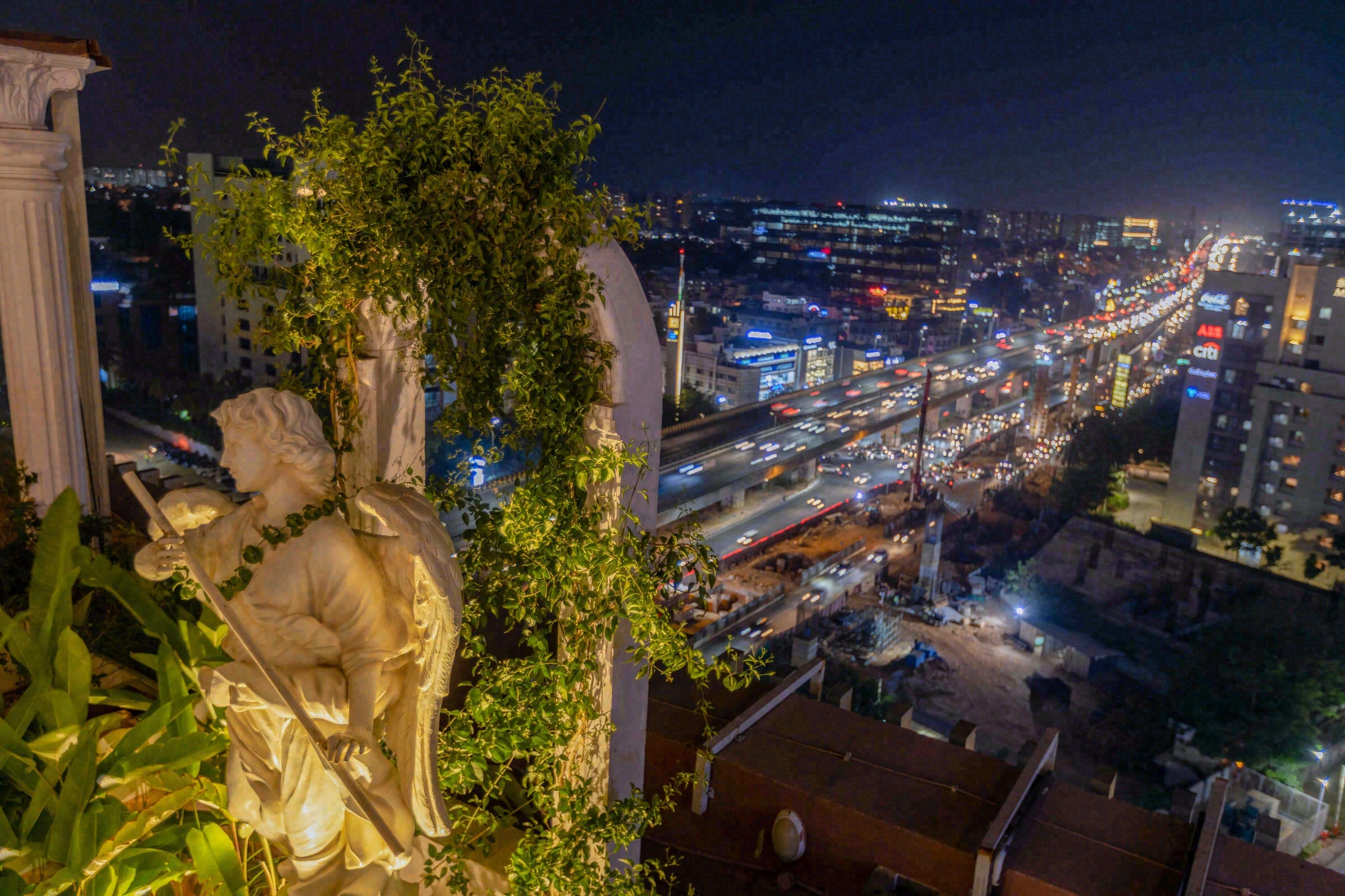 蜡烛啤酒屋丨印度班加罗尔丨Bare Wall Studio-5