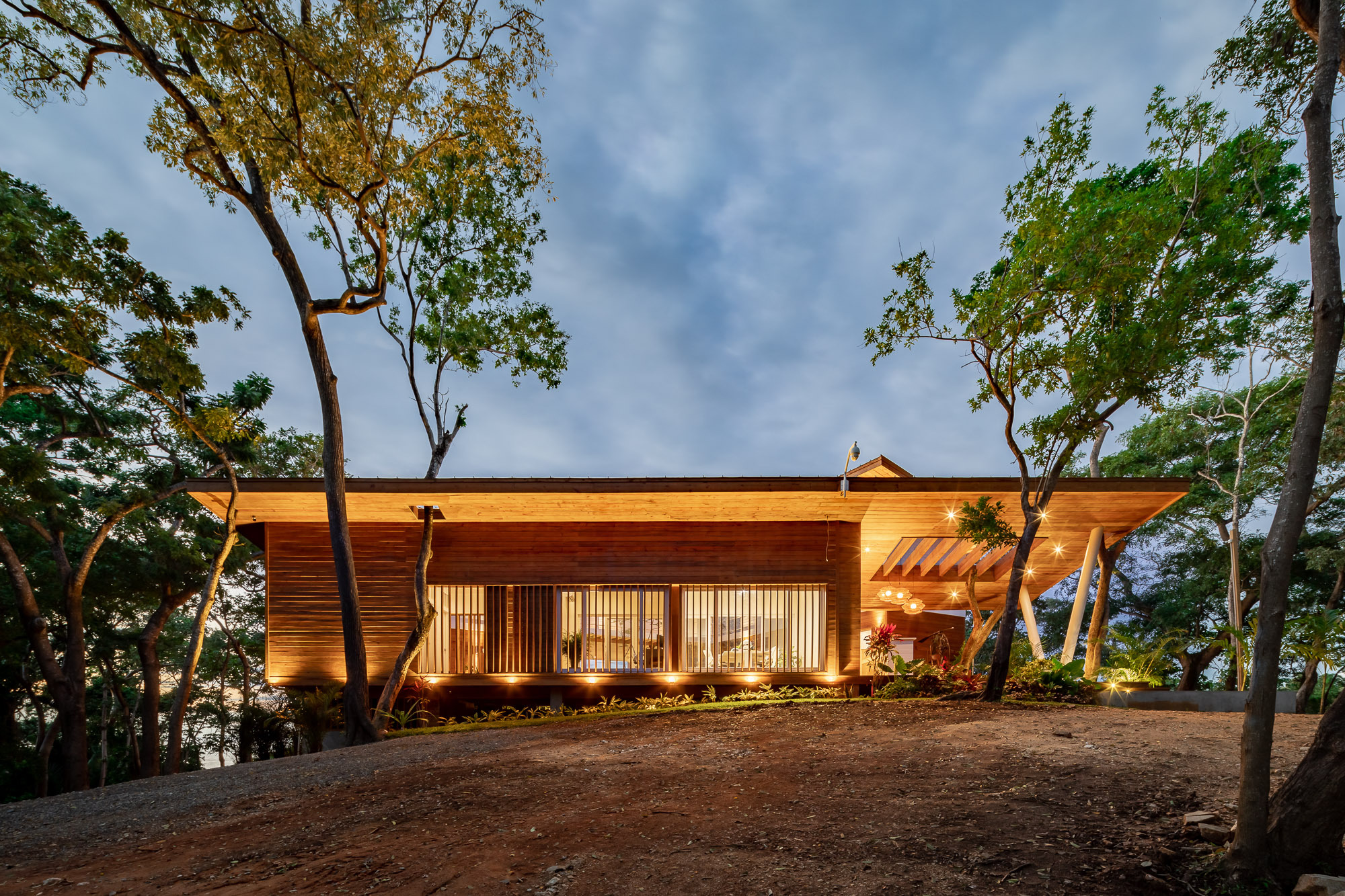 贝塔大楼丨洪都拉斯丨Taller ACÁ-42