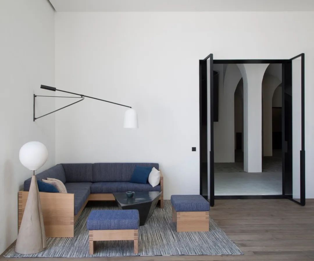 伏尔泰码头屋丨法国丨Pierre Yovanovitch-92