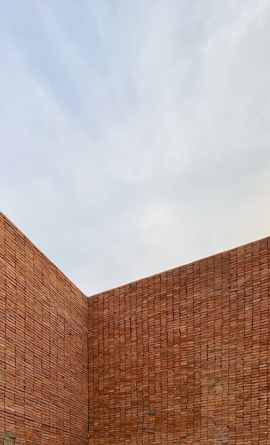 VU4B 之家丨TDA-13