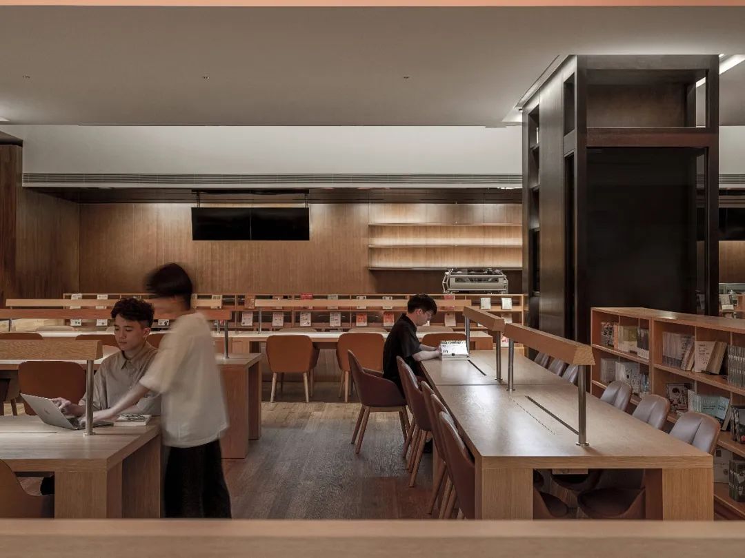 学旅自习室 · 多功能文化空间的革新设计丨超级平常设计-23