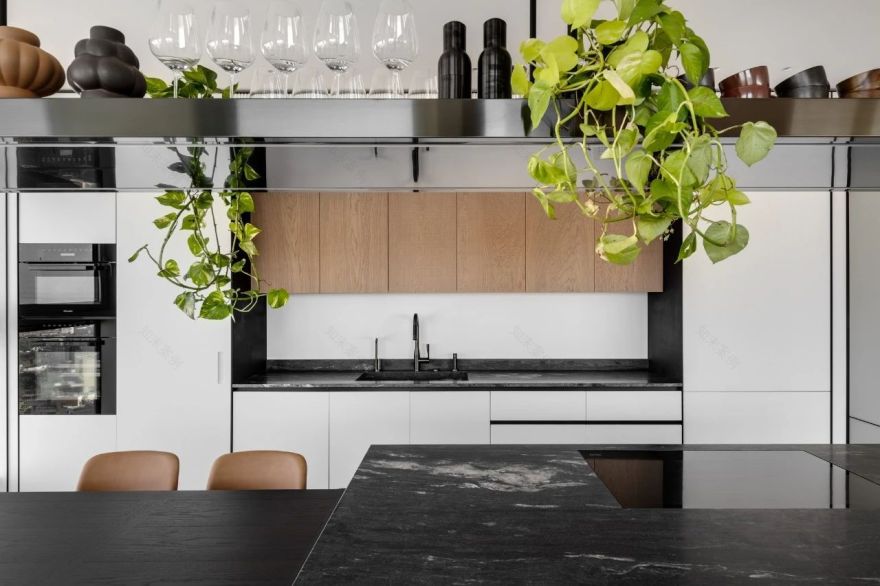 顶层简奢大宅丨Aviram Kushmirski 设计工作室-25