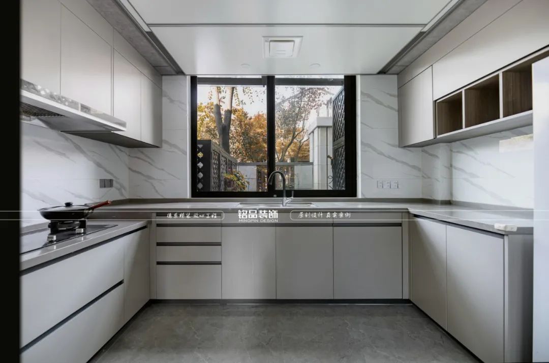 植物爱好者的天然氧吧 · 杭州 400㎡四层排屋新中式设计丨中国杭州丨铭品装饰-28