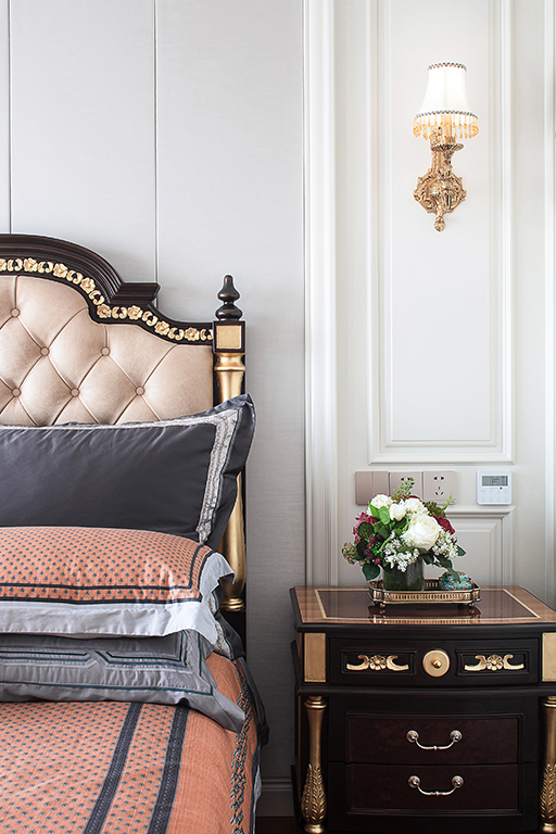 藏红元素融入法式风格，缔造浪漫和谐家居-9