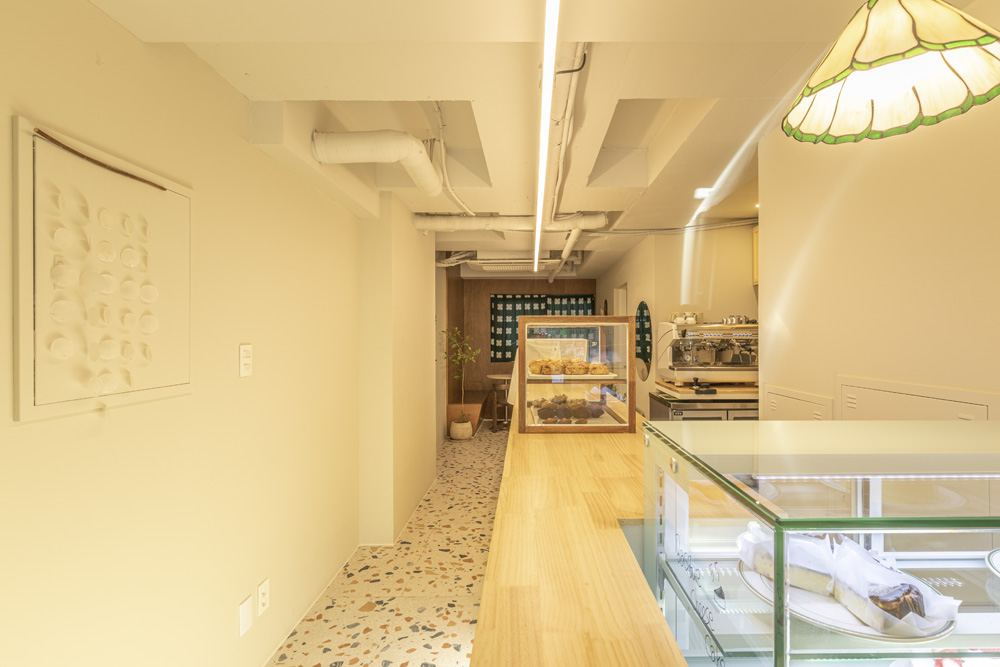 温馨 9 坪贝克店，打造温暖氛围-4