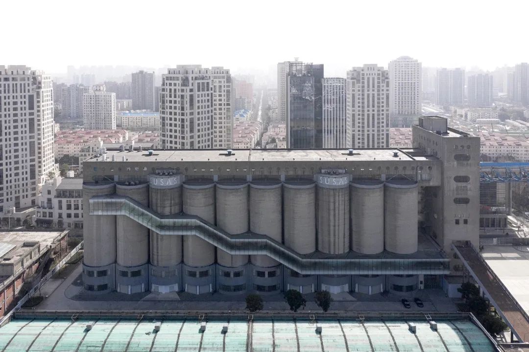 “时光沙漏”建筑装置丨中国上海丨裸筑更新-3