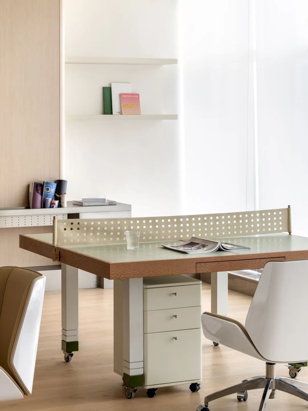 在80㎡的公寓里，用软装实现娱乐和工作的自由切换 | X-ZOO-43