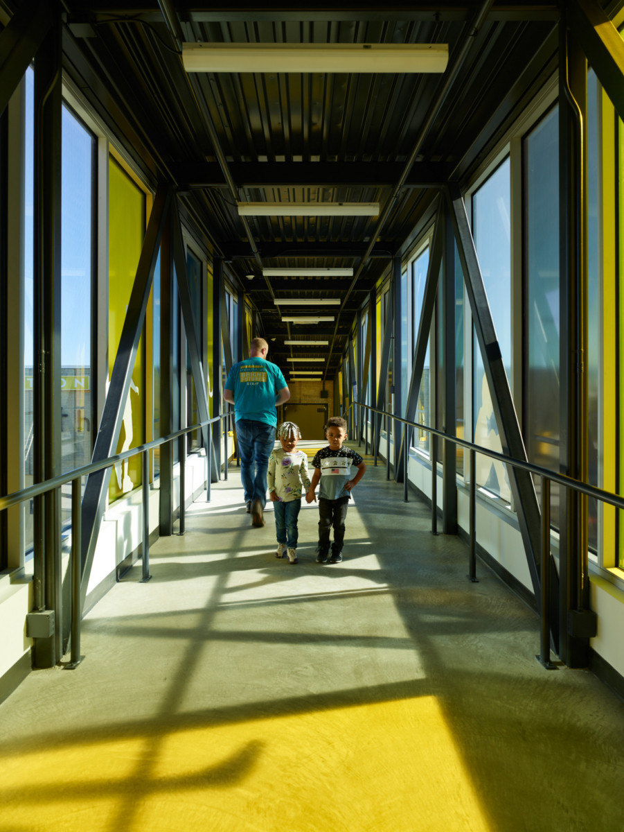 clockwork Architecture + Design 打造温馨学习空间-12