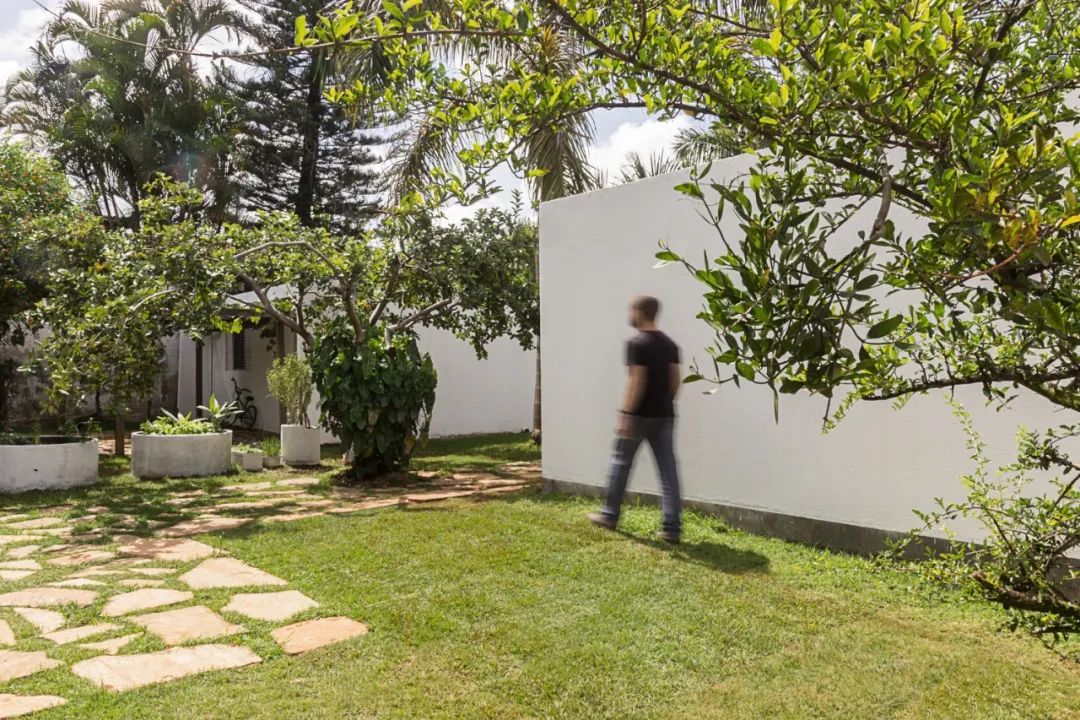 巴西利亚 40 平米半独立镜像住宅丨巴西巴西利亚丨GGH 设计机构-18