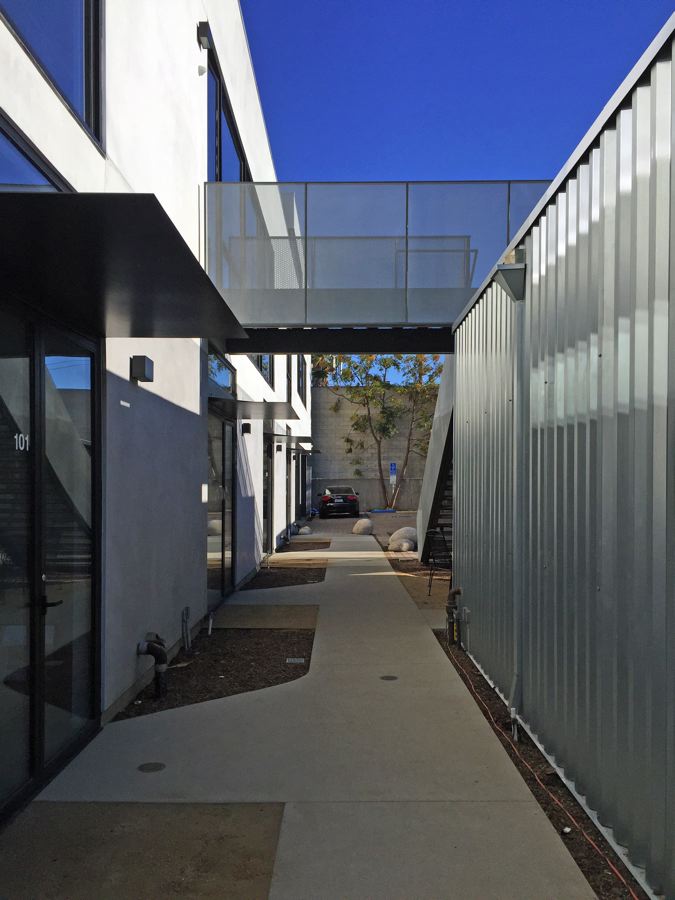 布洛克斯（若这是特定产品、品牌、名称等，在无更多背景信息时也只能根据发音直译若有背景，请提供更多信息以进行更准确翻译） 丨美国洛杉矶丨FSY Architects-3