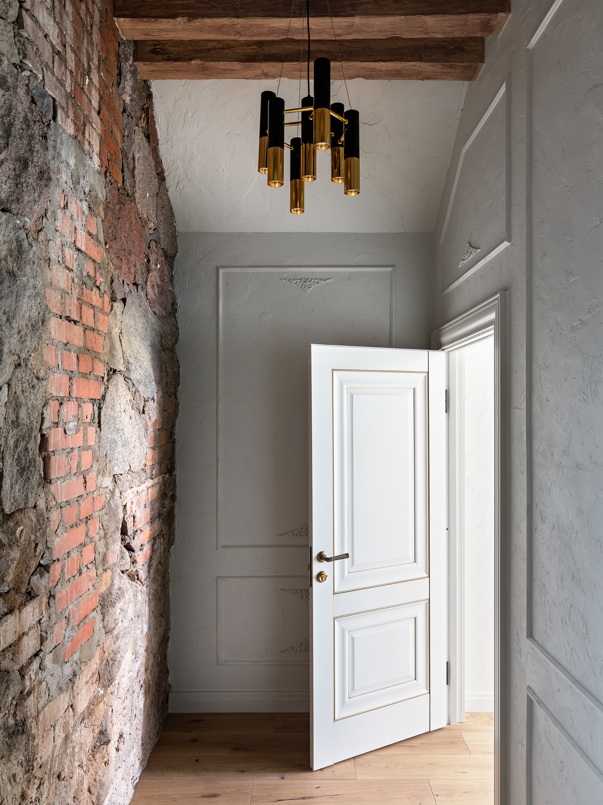 布洛瓦尔2号内饰（由于BROVAR可能是特定品牌、名称等，若有具体背景信息，可能会有更合适译法，这里按常规音译处理） 丨白俄罗斯明斯克丨VAE Studio-31