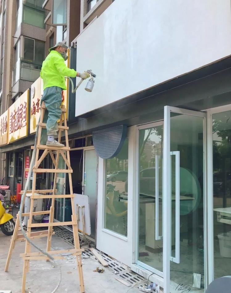 老城区中的精致三石米蛋炒饭馆-3