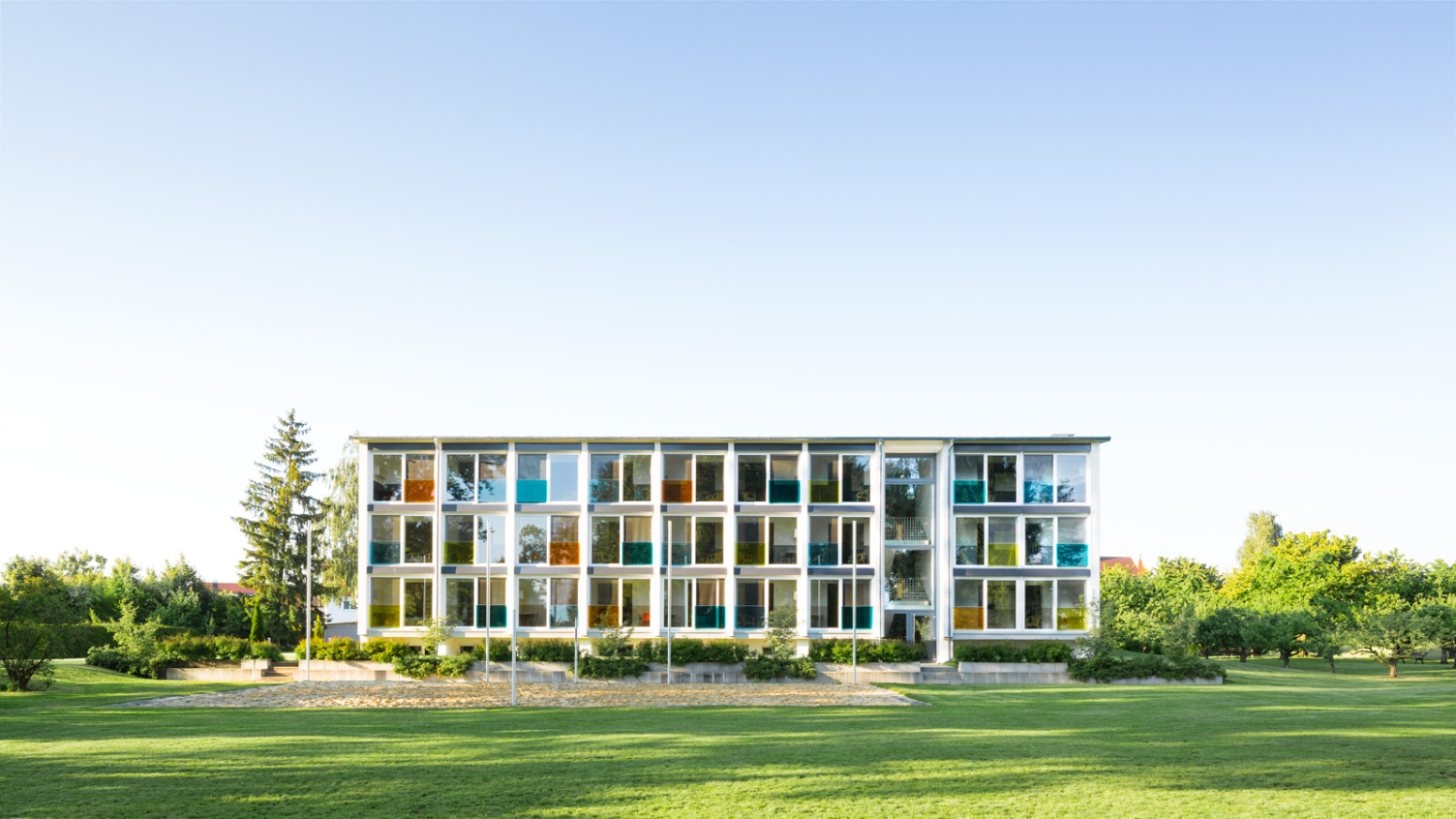 博登湖酒店翻新改造项目丨buerohauser-0