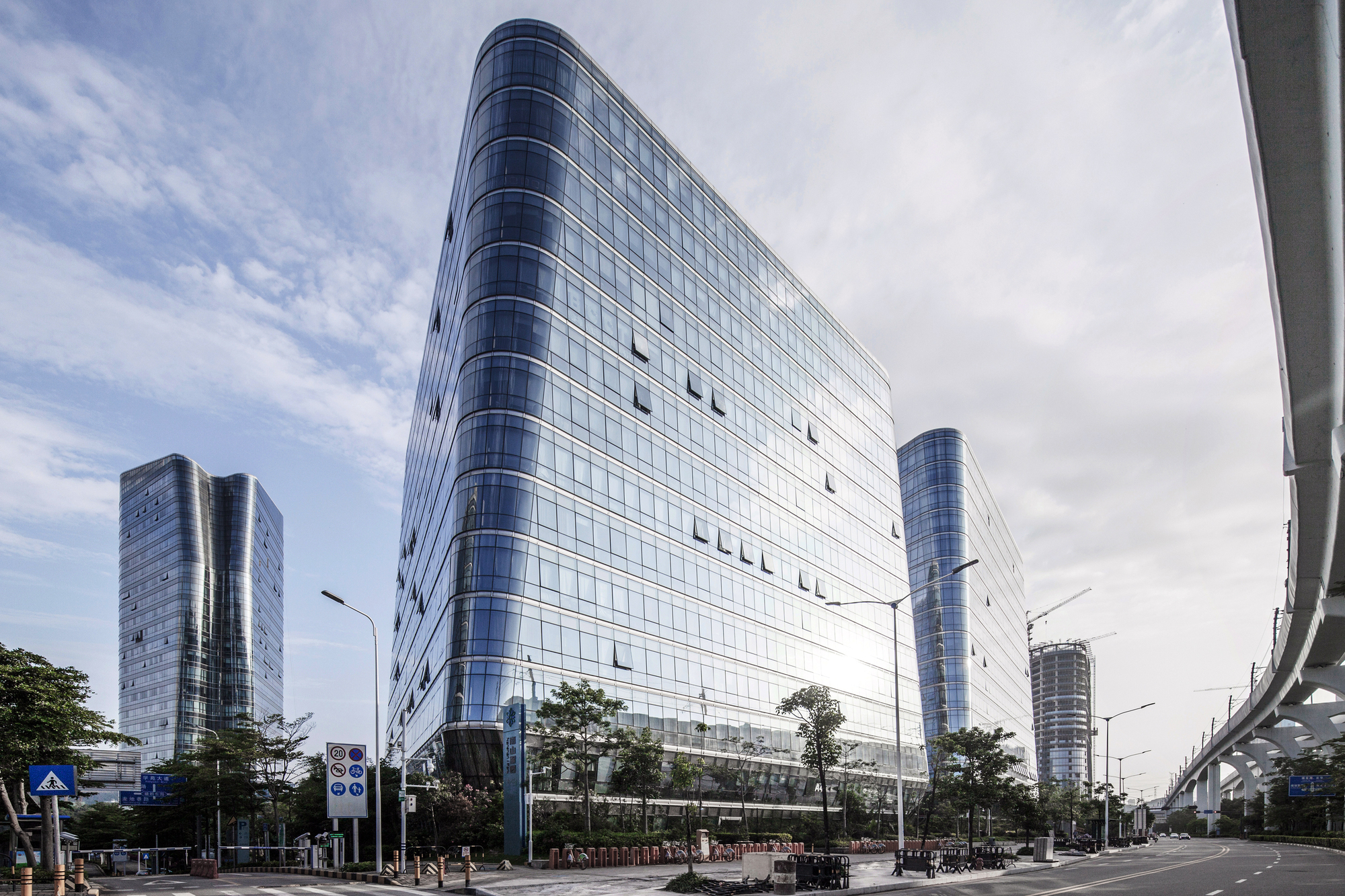 NanFang University Technology Park and B1 Tower Building / Saltans Architects-42