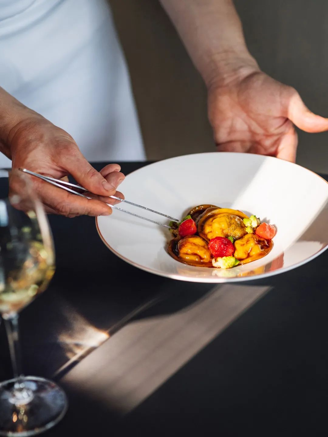 香港奕居酒店顶层餐厅 Salisterra丨中国香港丨Afso 设计公司-35