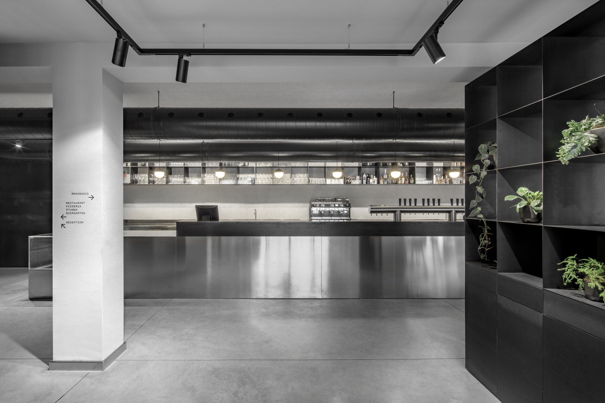 Putzer Restaurant & Hotel Renovation / Markus Hinteregger + Elias Lahner-41